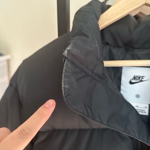 Nike Sportswear Club Men's Puffer Jacket size M - Picture 5 of 10